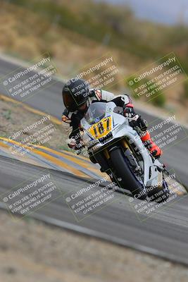 media/Jan-15-2023-SoCal Trackdays (Sun) [[c1237a034a]]/Turn 3 (1115am)/